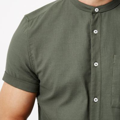 Green casual short sleeve grandad shirt